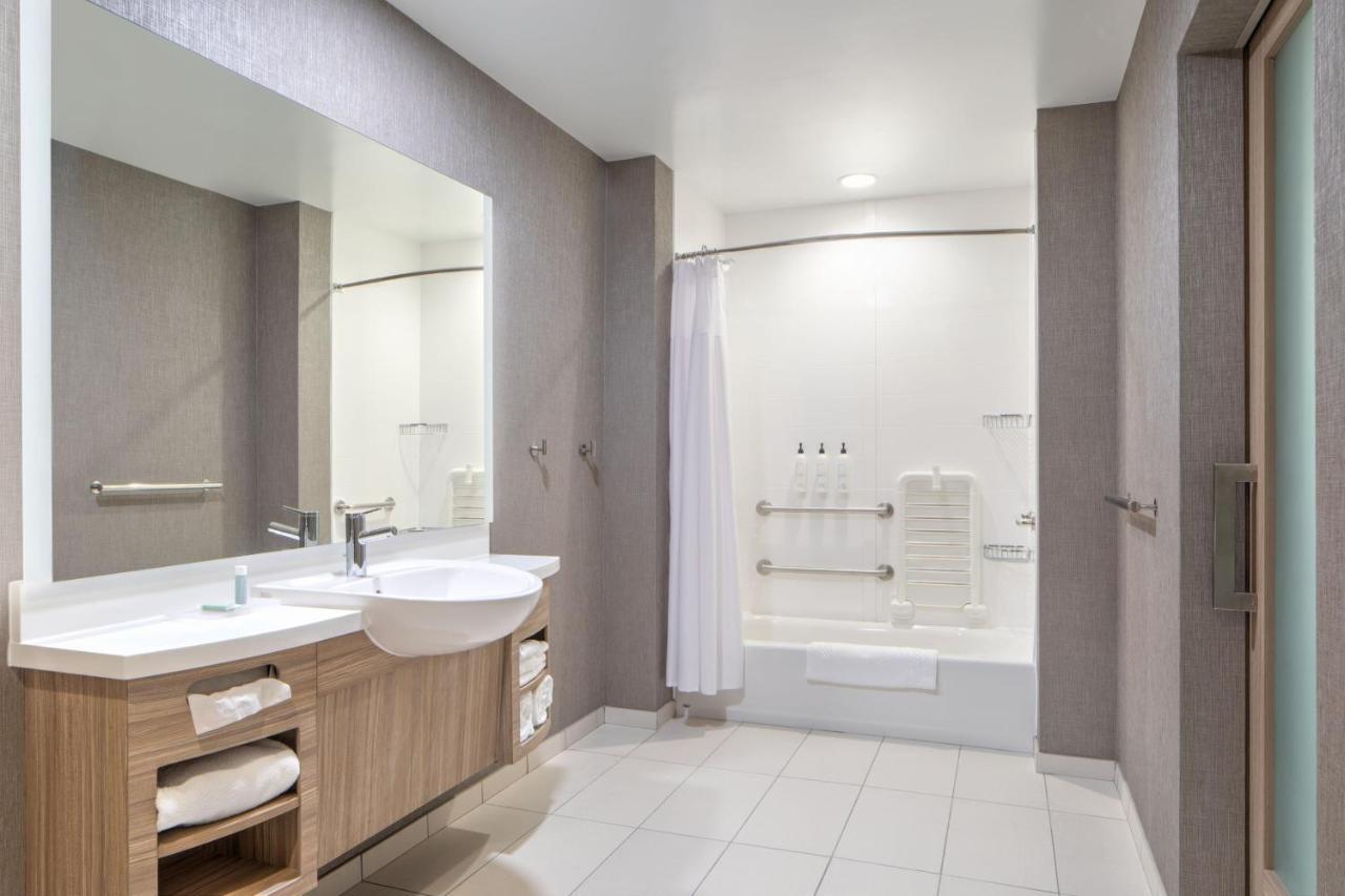 Springhill Suites By Marriott Columbia Near Fort Jackson Exterior foto